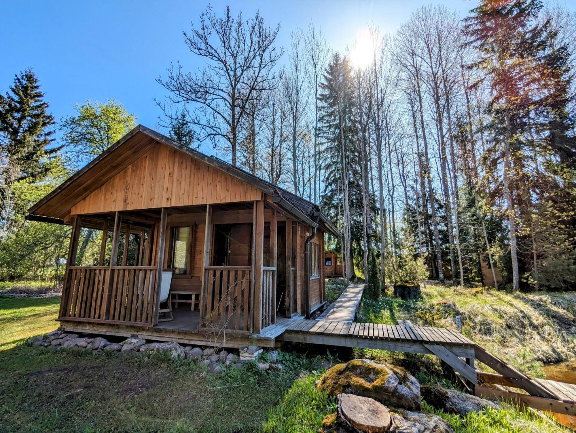 Rehe Turismitalu Guest House Kuijoe Exterior photo