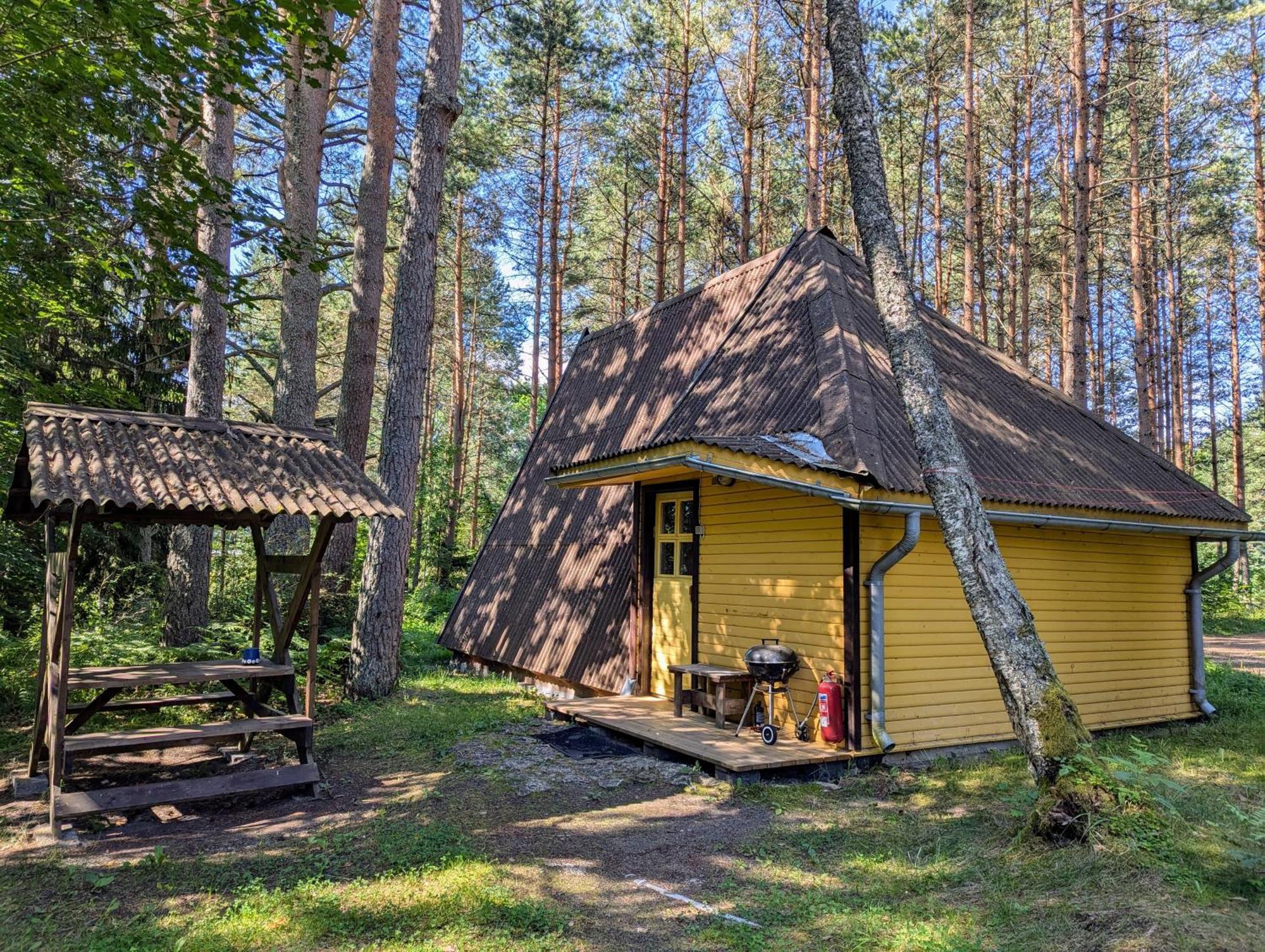Rehe Turismitalu Guest House Kuijoe Exterior photo