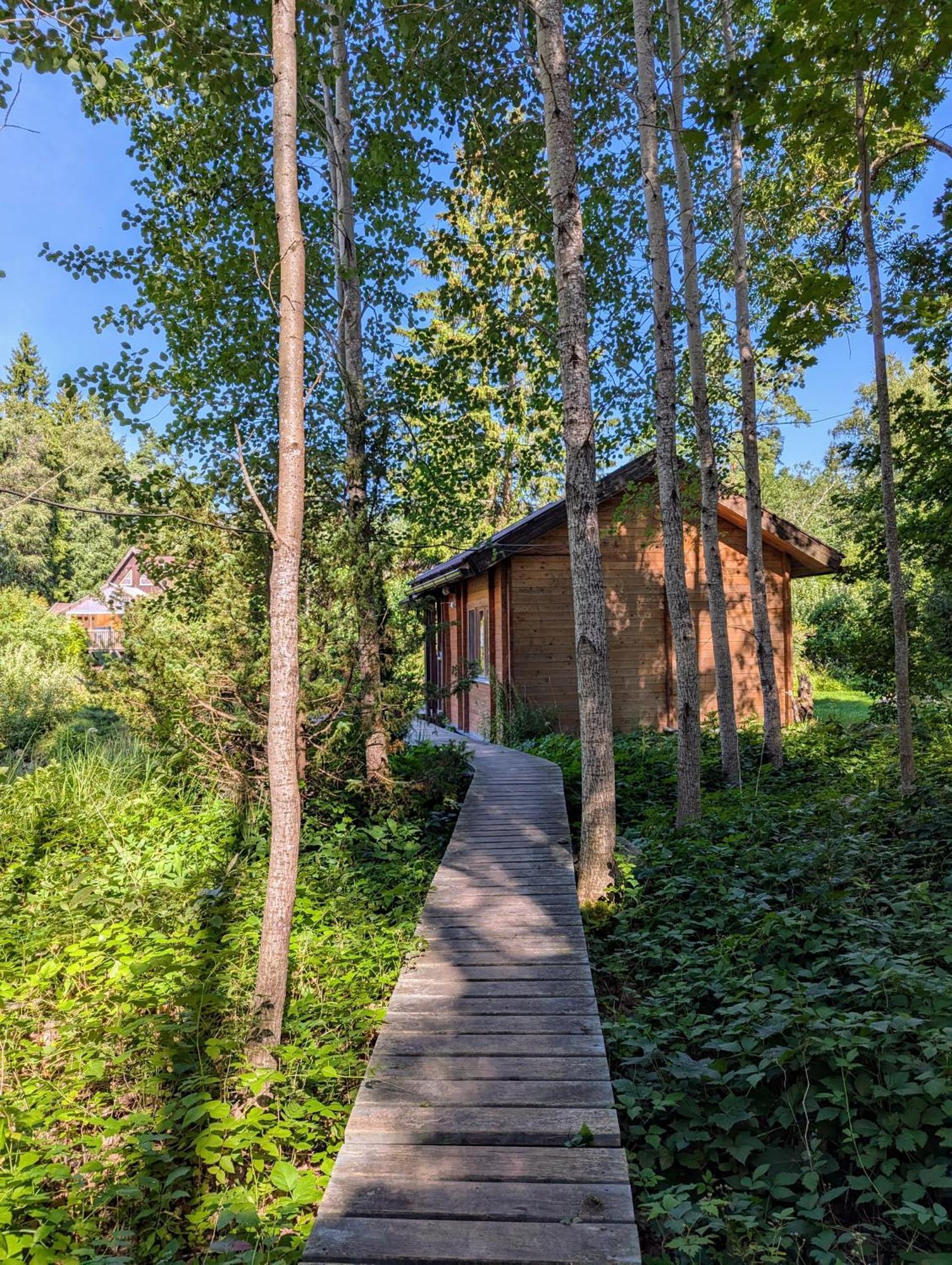 Rehe Turismitalu Guest House Kuijoe Exterior photo